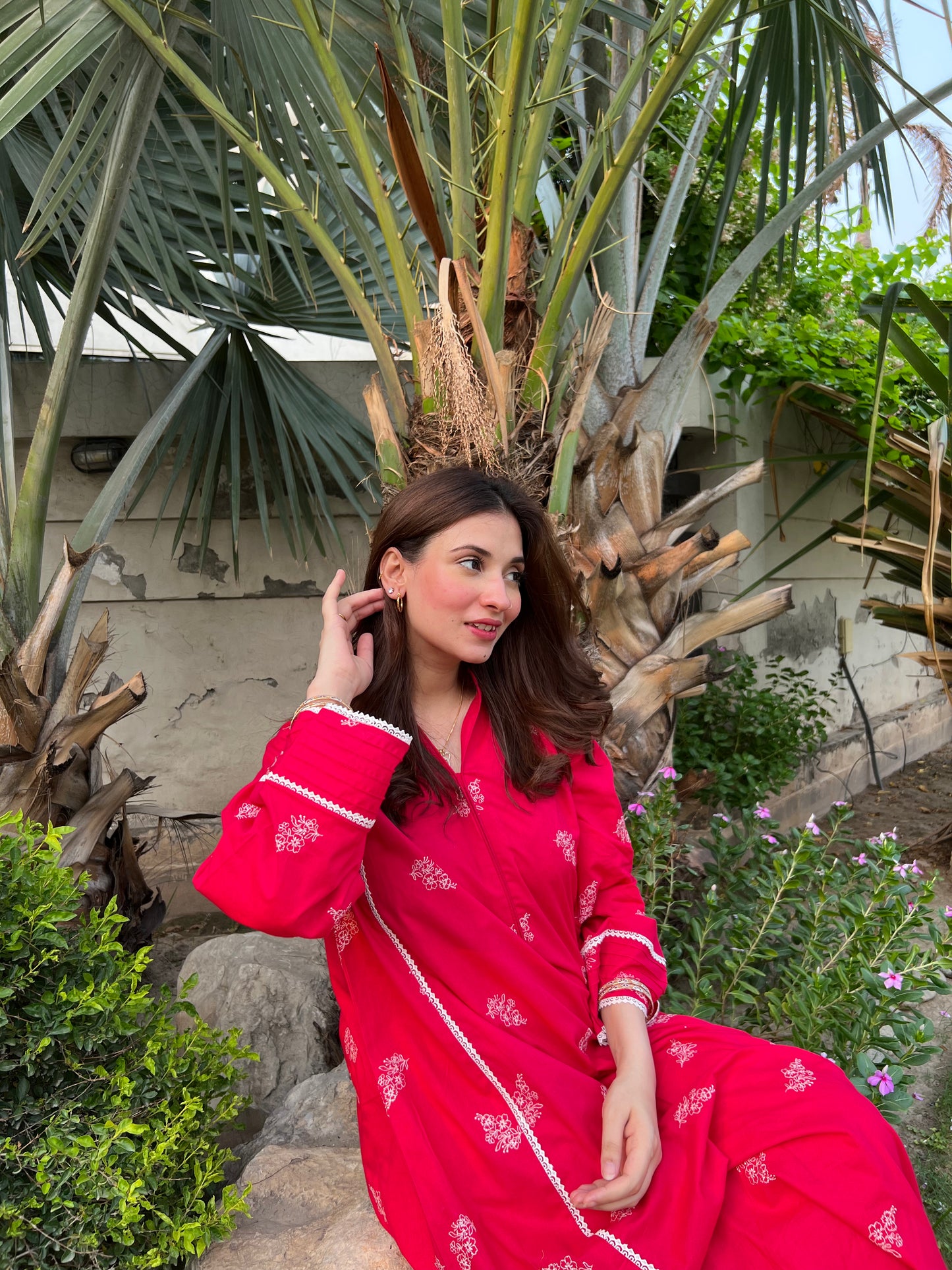 2PC Multi Embroidered Qalidar Set