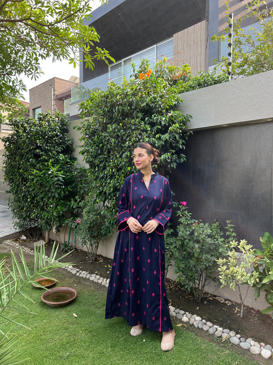 2PC Multi Embroidered Qalidar Set